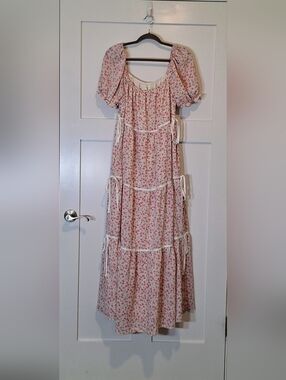 In February Tiered Floral Maxi Dress Lined Puff Sleeves Pink White Size Large